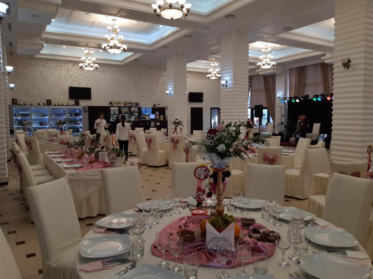 Hotel Ro&Mario Barlad Bîrlad 외부 사진
