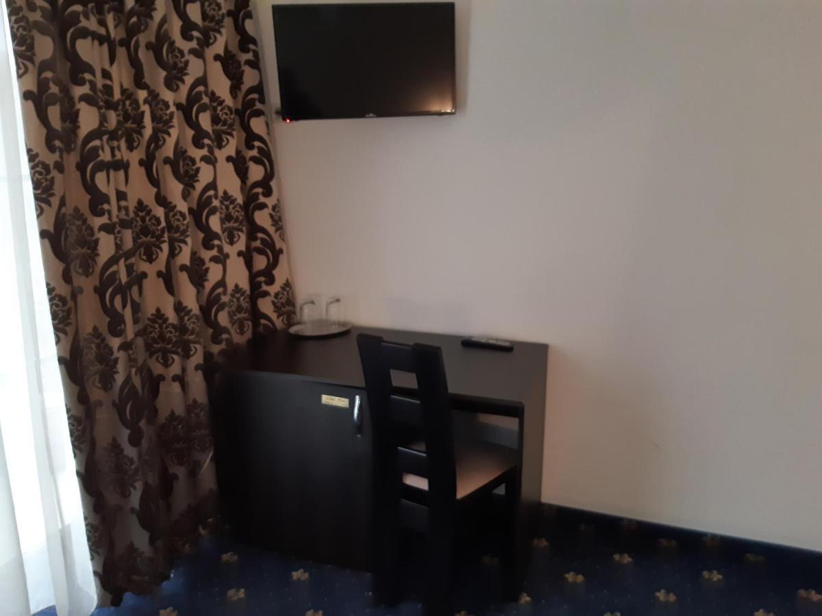 Hotel Ro&Mario Barlad Bîrlad 외부 사진